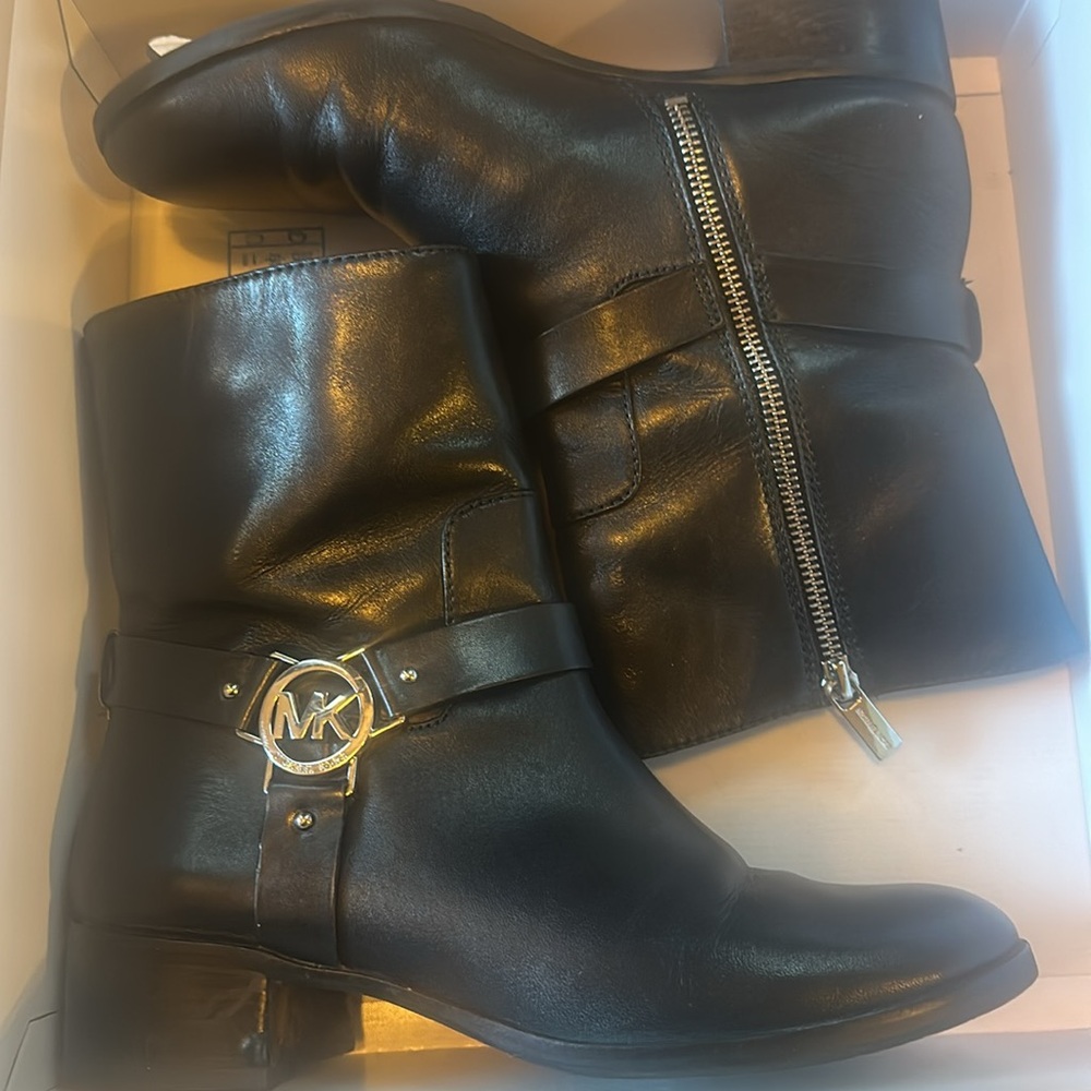 Michael Kors - Picture 5 of 5